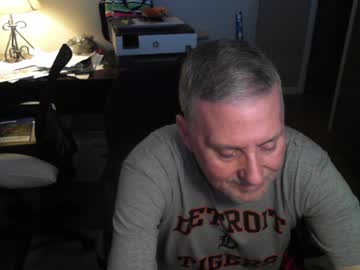 Heyitsbobq Chaturbate stream image from January 02, 2025