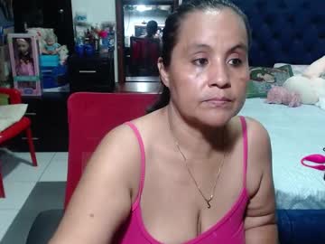 Pervert_Mommy_X Chaturbate stream image from January 02, 2025