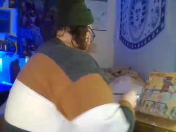 Pizzabuttstuff Chaturbate stream image from January 02, 2025