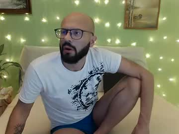 Anthonyxroyal Chaturbate stream image from January 02, 2025