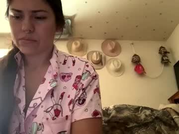 Madampeaches Chaturbate stream image from January 02, 2025