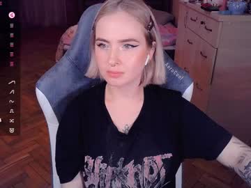 Shyfoxxxy Chaturbate stream image from January 02, 2025