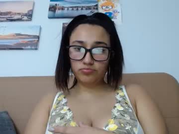 Halleberry18 Chaturbate stream image from January 02, 2025