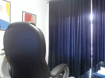 Milfginebra Chaturbate stream image from January 02, 2025