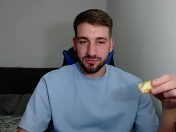 Naugthy18boy Chaturbate stream image from January 02, 2025