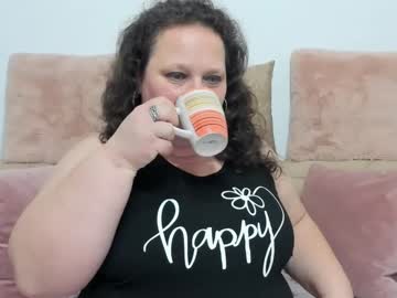 Karolinejoyy Chaturbate stream image from January 02, 2025