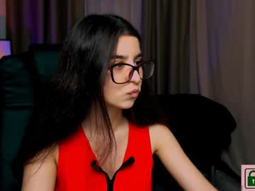 Mila_Fox1 Chaturbate stream image from January 02, 2025