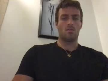 Biglouwill22 Chaturbate stream image from January 02, 2025