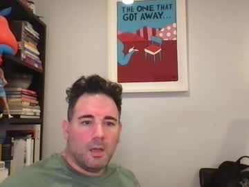 Lookingaroundtowntoo Chaturbate stream image from January 02, 2025