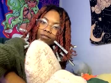 Tiny_Cupcake2 Chaturbate stream image from January 02, 2025