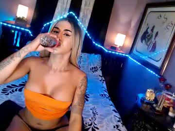 Xxqueenofperfectionxx Chaturbate stream image from January 02, 2025