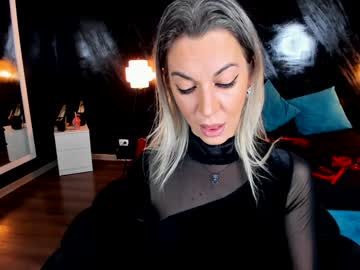 Emmamisstres stream image from January 02, 2025