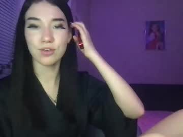 Girl_Sue Chaturbate stream image from January 02, 2025