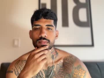Myke_Esthetic Chaturbate stream image from January 02, 2025