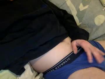 Hungndumb22 Chaturbate stream image from January 02, 2025