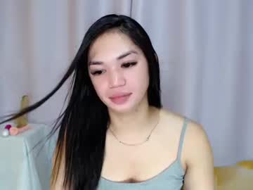 Nicolecellini Chaturbate stream image from January 02, 2025