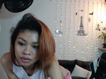 Perla_Prg Chaturbate stream image from January 02, 2025