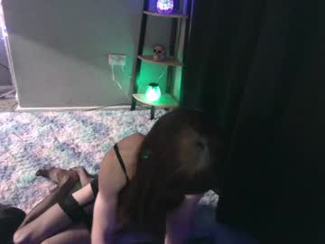 Princess_Poppyxx Chaturbate stream image from January 02, 2025