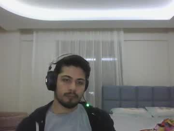 Realhornyboy35 Chaturbate stream image from January 02, 2025