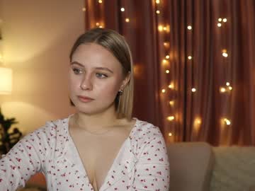 Selena_Flowers Chaturbate stream image from January 02, 2025