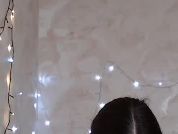 Tayagirl Chaturbate stream image from January 02, 2025