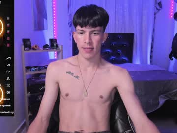 Andrew_Angels Chaturbate stream image from January 03, 2025
