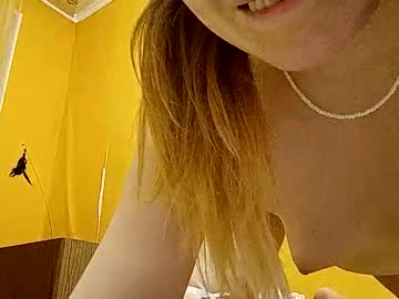 Rinettawilss Chaturbate stream image from January 03, 2025