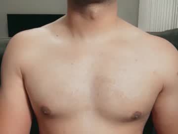 Rundoc Chaturbate stream image from January 03, 2025