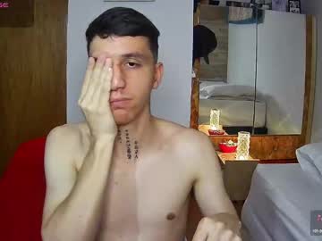 Aaronthomas_ Chaturbate stream image from January 03, 2025