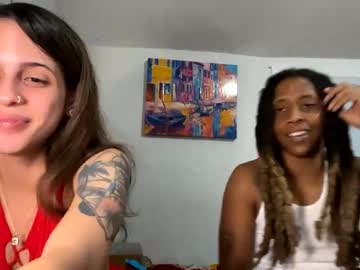 Beautyandth3beasts Chaturbate stream image from January 03, 2025