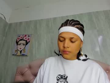 Michell_Rs Chaturbate stream image from January 03, 2025