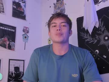 Nico_Bulge Chaturbate stream image from January 03, 2025