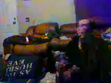 Tull_042023 Chaturbate stream image from January 03, 2025