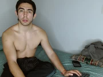 Andrew_Do Chaturbate stream image from January 03, 2025