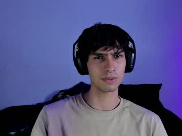 Khozler_ Chaturbate stream image from January 03, 2025