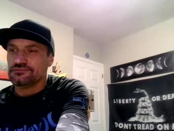 Clintwood12 Chaturbate stream image from January 03, 2025