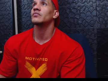 Viktorherrera Chaturbate stream image from January 03, 2025