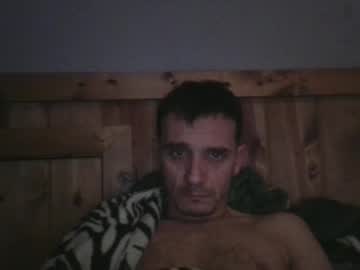Bennymn Chaturbate stream image from January 03, 2025