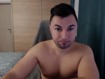 Hankmalone Chaturbate stream image from January 03, 2025