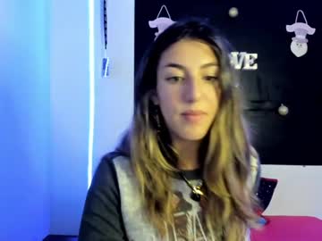 Queen_Natttyy Chaturbate stream image from January 03, 2025