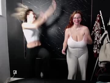 Viktroriasecret Chaturbate stream image from January 03, 2025
