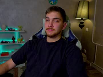 Aalexxxxxx Chaturbate stream image from January 03, 2025