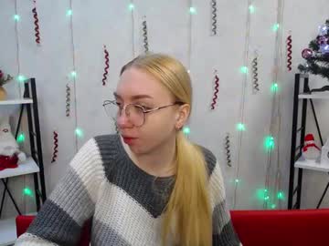 Beatriceflyy Chaturbate stream image from January 03, 2025