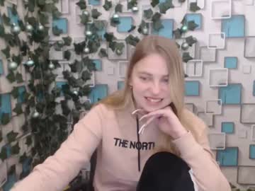 Klerkarina Chaturbate stream image from January 03, 2025