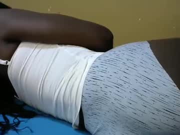 Sexi_Em Chaturbate stream image from January 03, 2025