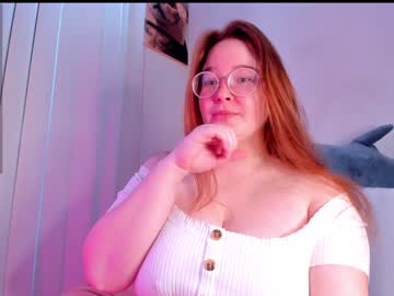 Debbiewood Chaturbate stream image from January 03, 2025