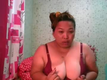 Naughtycurvycious Chaturbate stream image from January 03, 2025