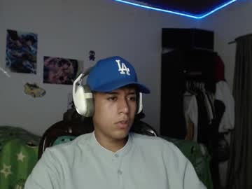 Sharky_G Chaturbate stream image from January 03, 2025