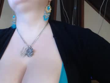 Amorelara Chaturbate stream image from January 03, 2025