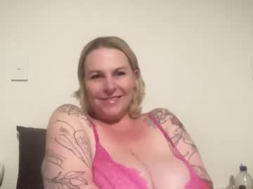 Blondejj Chaturbate stream image from January 03, 2025